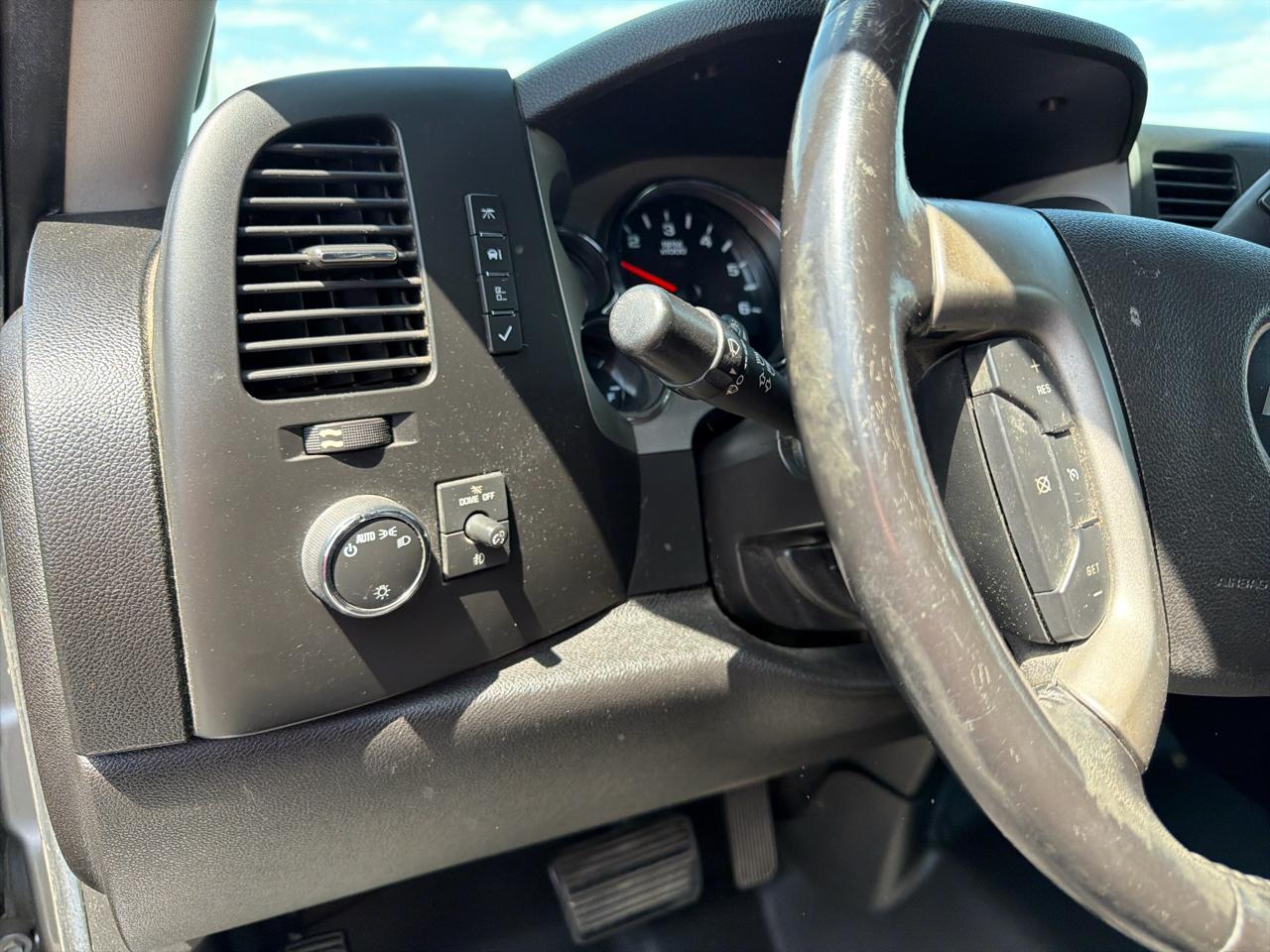 Chevrolet Silverado 1500 4WD Crew Cab 143.5" LT 2013