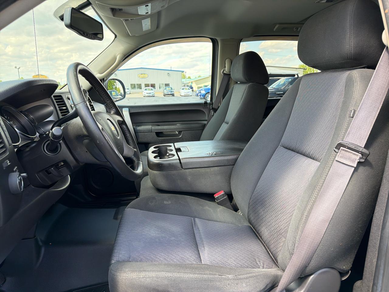 Chevrolet Silverado 1500 4WD Crew Cab 143.5" LT 2013