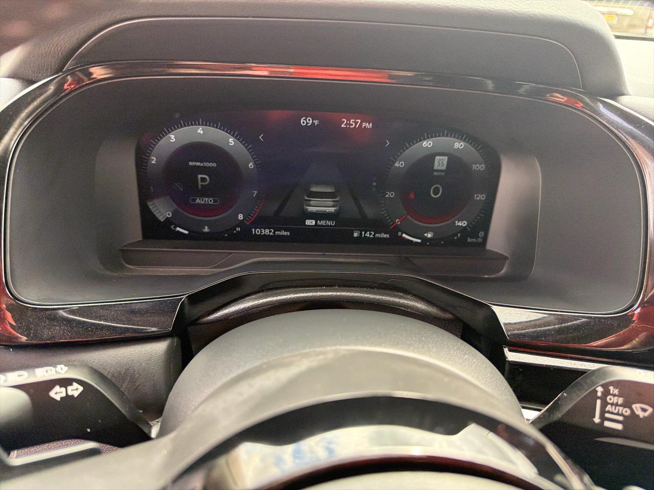 Nissan Pathfinder Platinum 4WD 2025