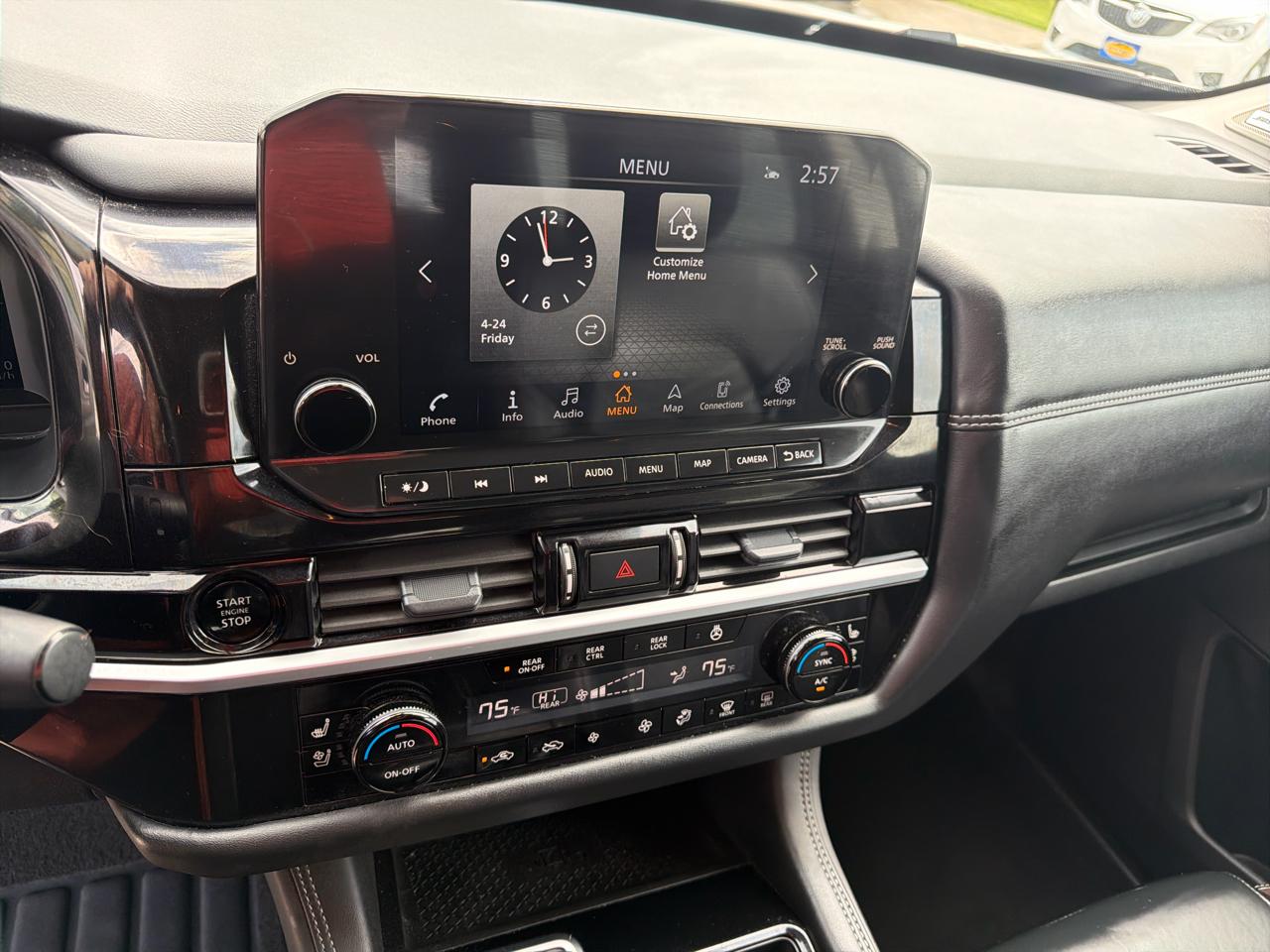 Nissan Pathfinder Platinum 4WD 2025