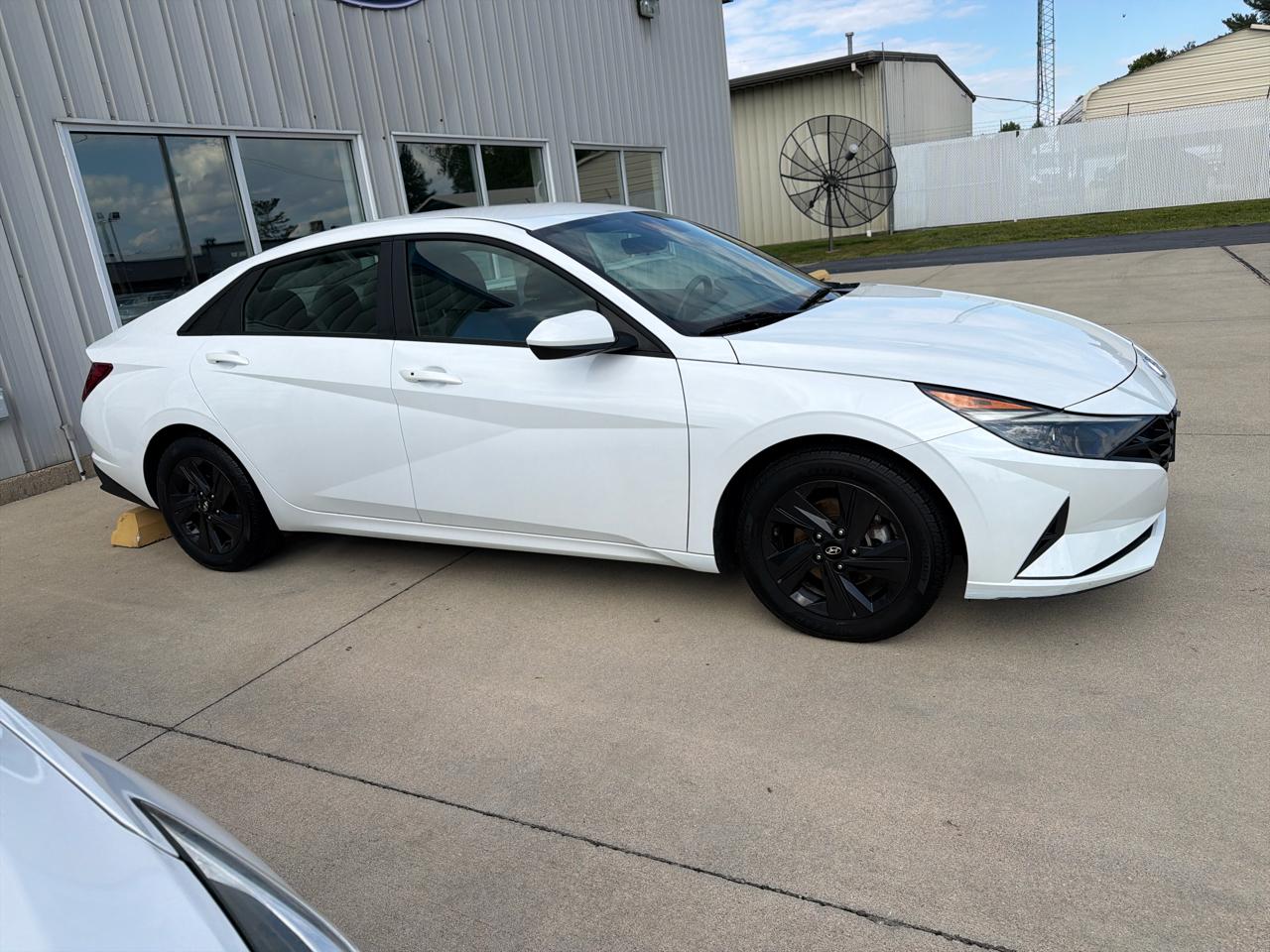 Hyundai Elantra SEL IVT SULEV *Ltd Avail* 2021