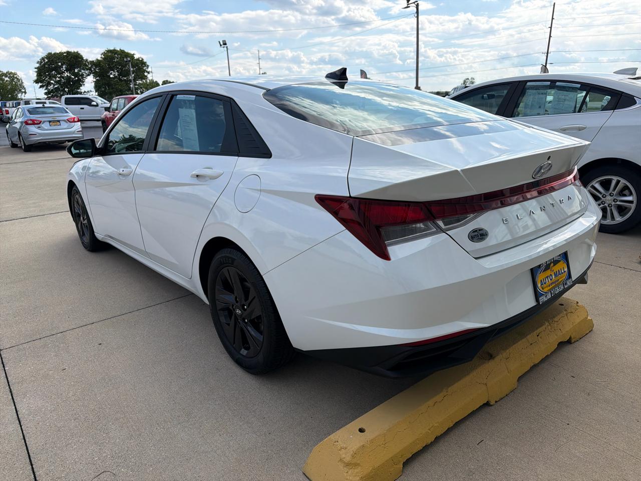 Hyundai Elantra SEL IVT SULEV *Ltd Avail* 2021