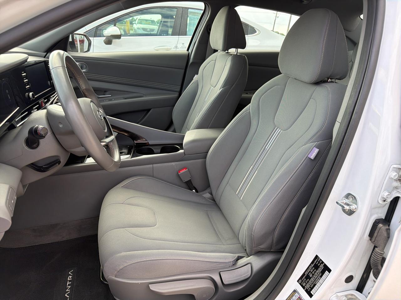 Hyundai Elantra SEL IVT SULEV *Ltd Avail* 2021