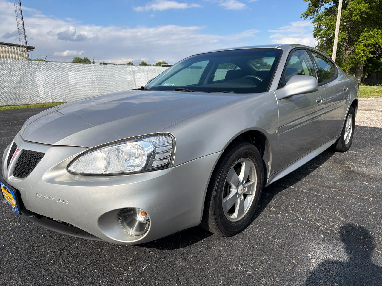 Pontiac Grand Prix 4dr Sdn 2008