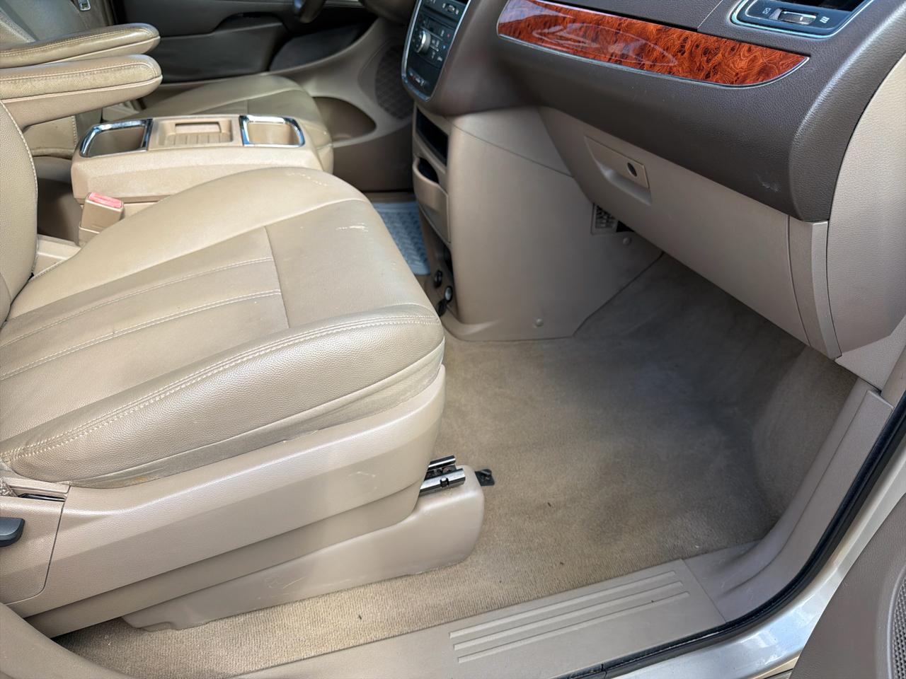 Chrysler Town & Country 4dr Wgn Touring 2016
