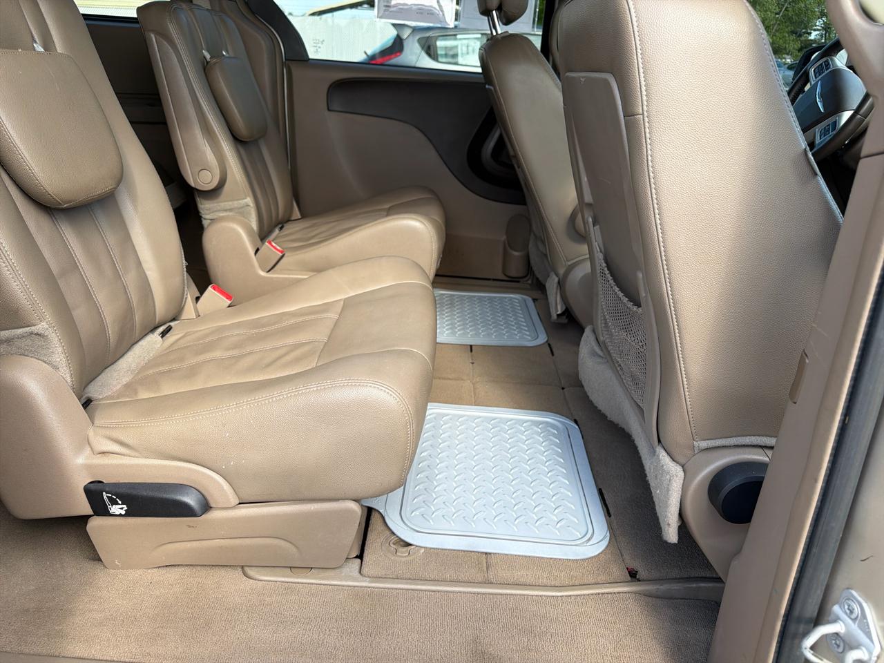 Chrysler Town & Country 4dr Wgn Touring 2016