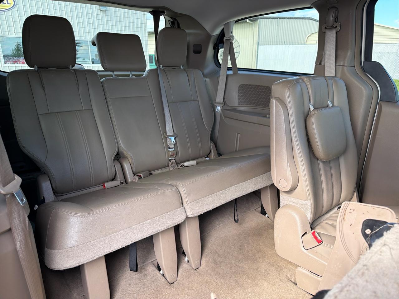 Chrysler Town & Country 4dr Wgn Touring 2016