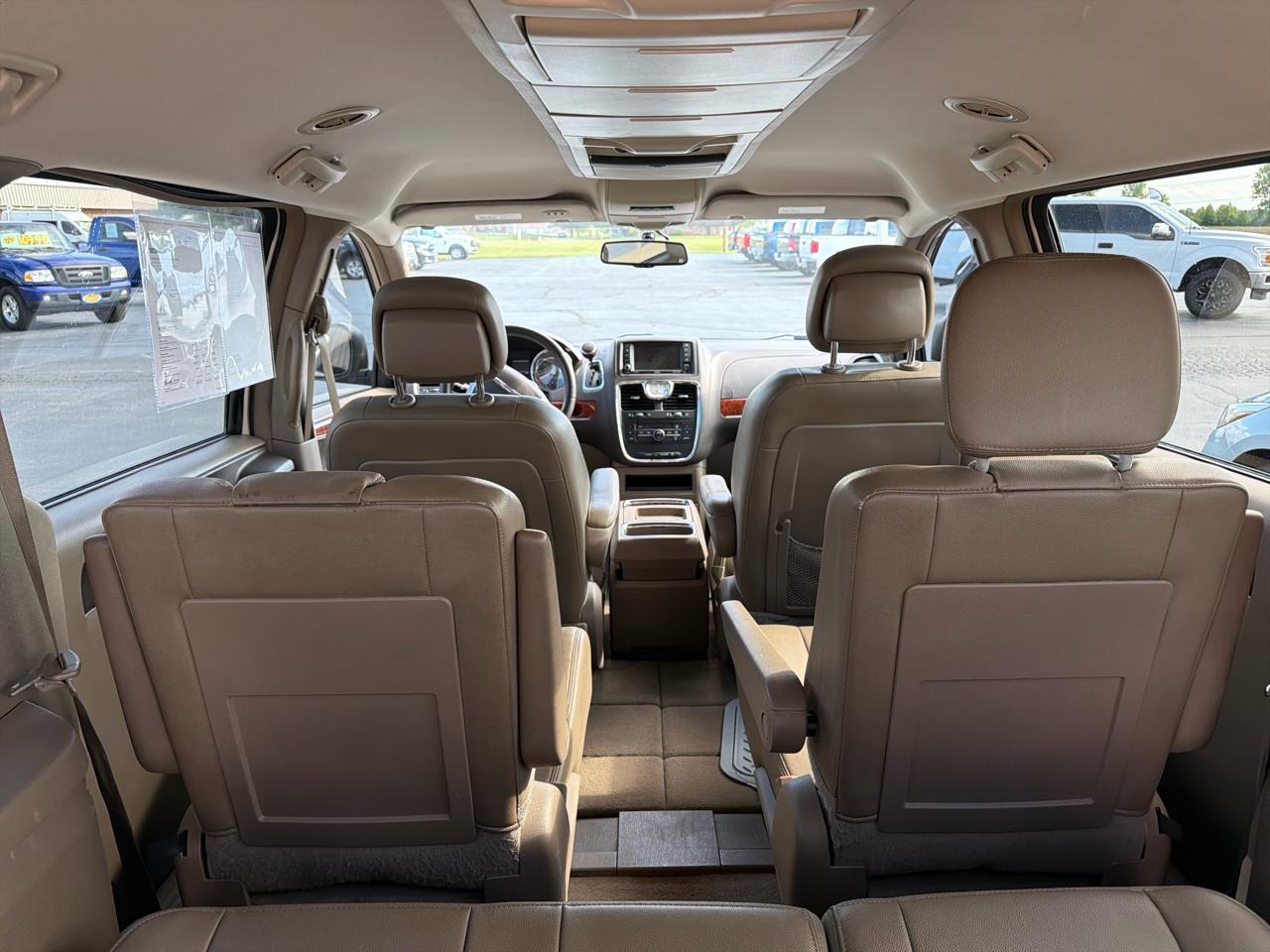 Chrysler Town & Country 4dr Wgn Touring 2016