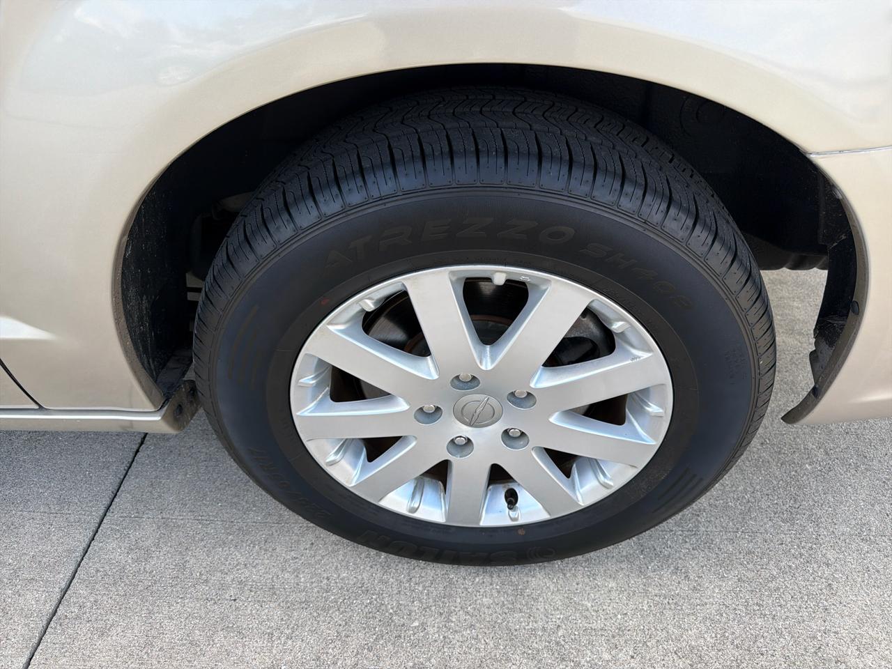 Chrysler Town & Country 4dr Wgn Touring 2016
