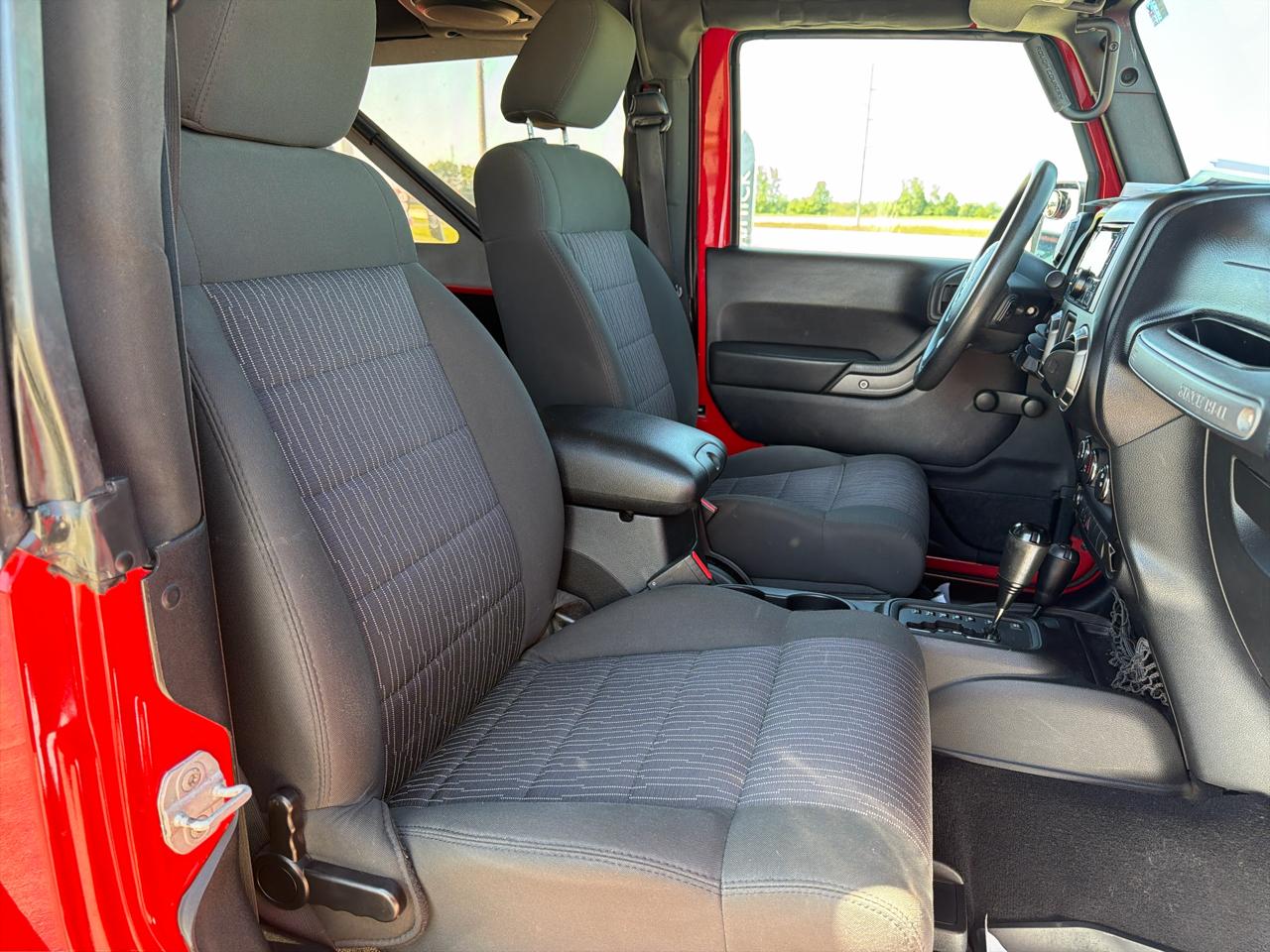 Jeep Wrangler 4WD 2dr Sport 2011