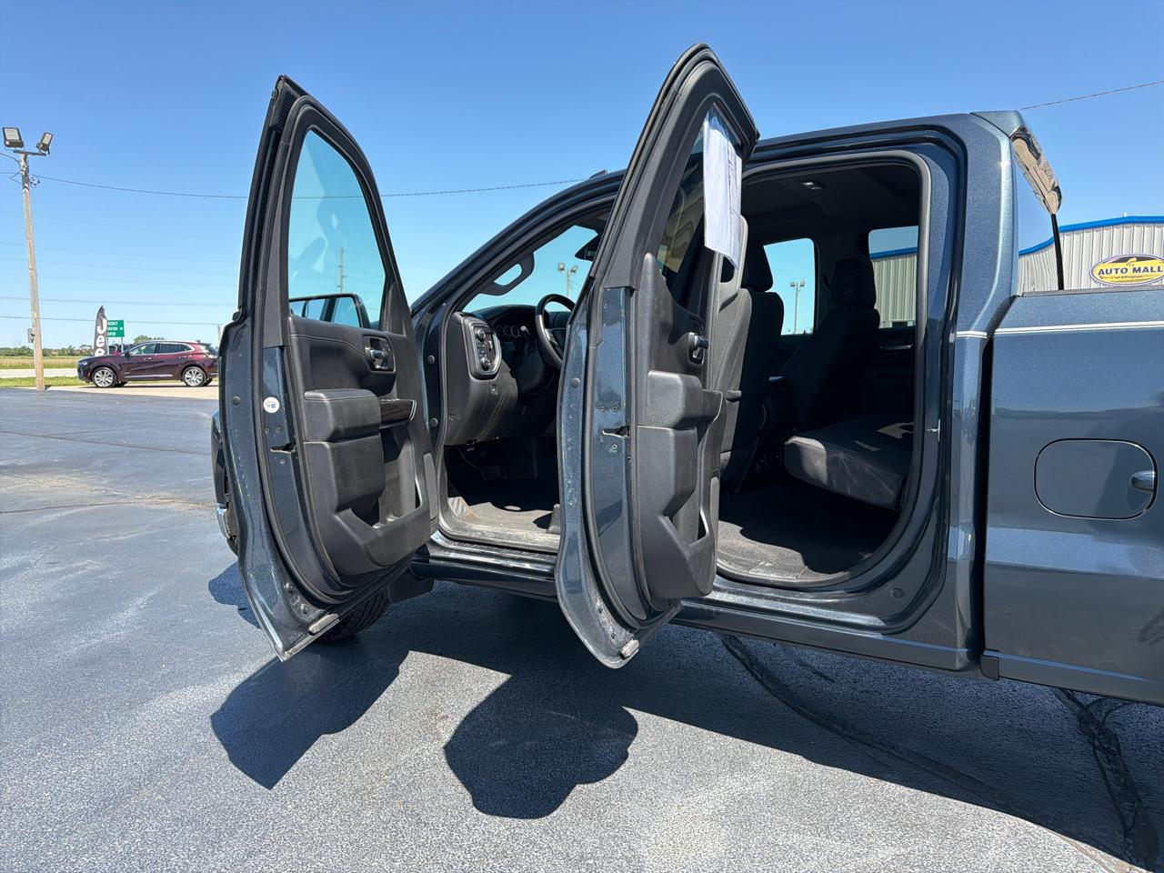 Chevrolet Silverado 1500 4WD Double Cab 147" LT 2020