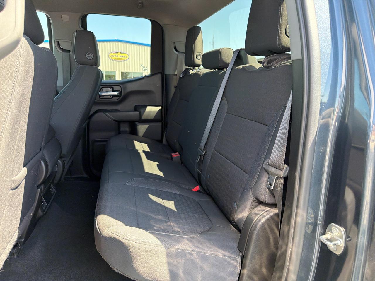 Chevrolet Silverado 1500 4WD Double Cab 147" LT 2020