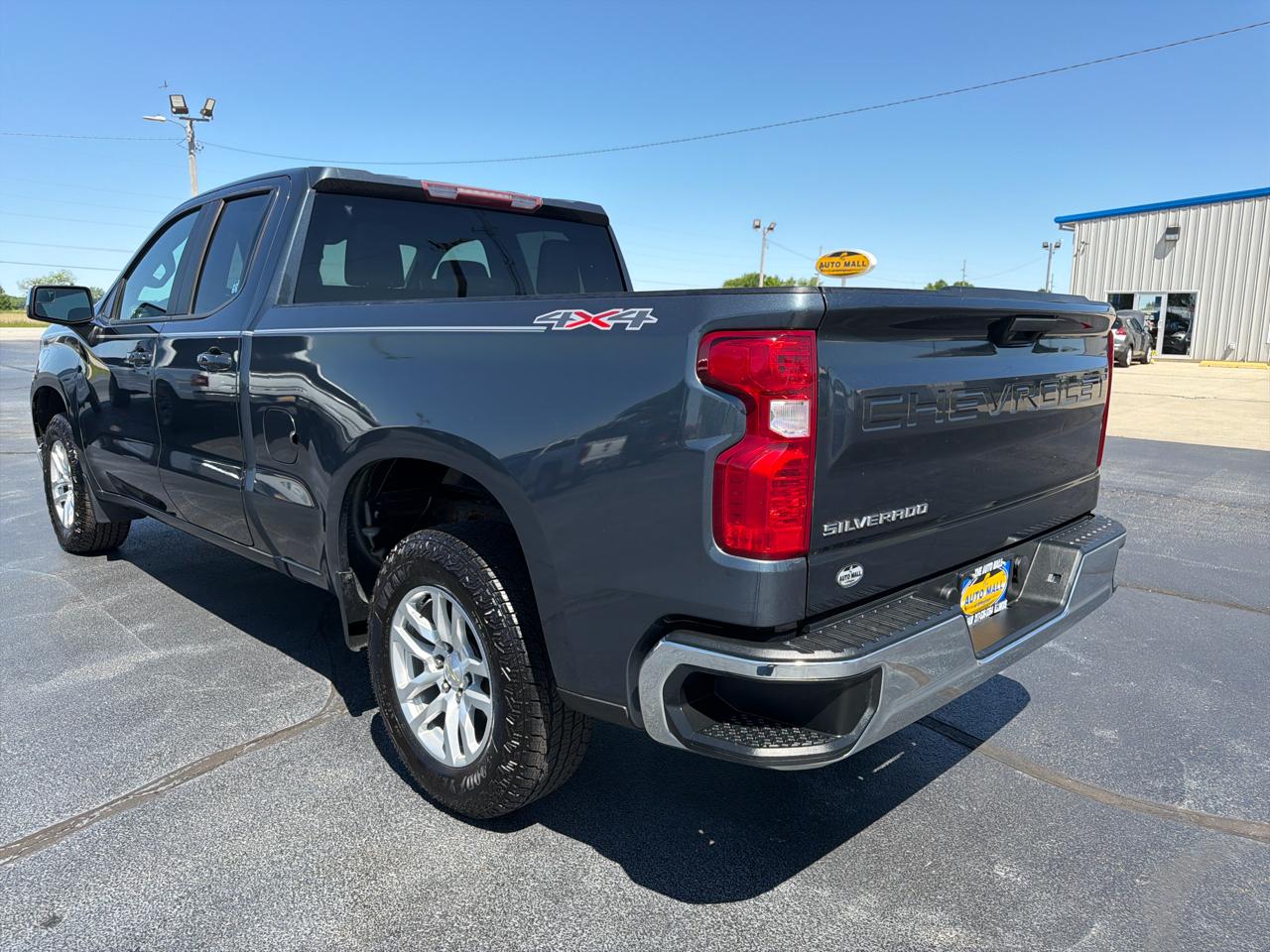 Chevrolet Silverado 1500 4WD Double Cab 147" LT 2020