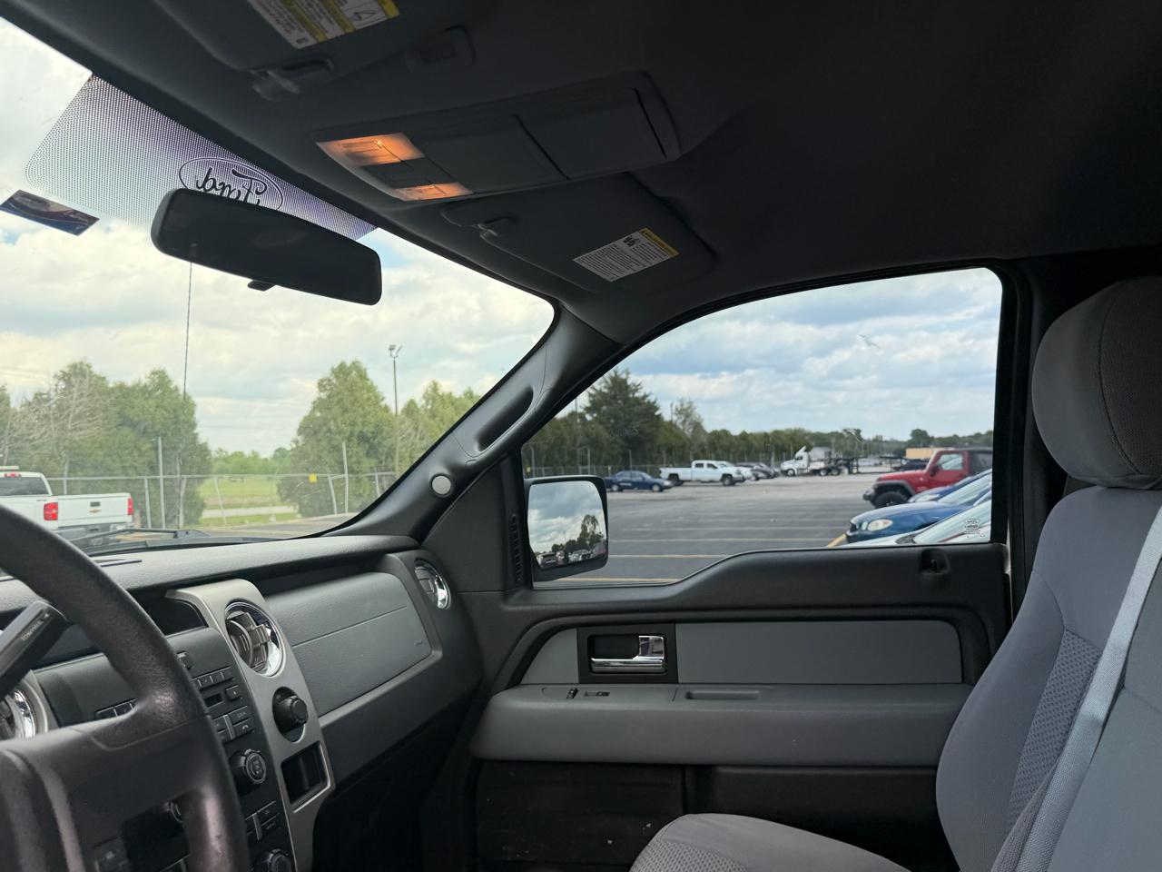 Ford F-150 4WD SuperCrew 145" XLT 2014