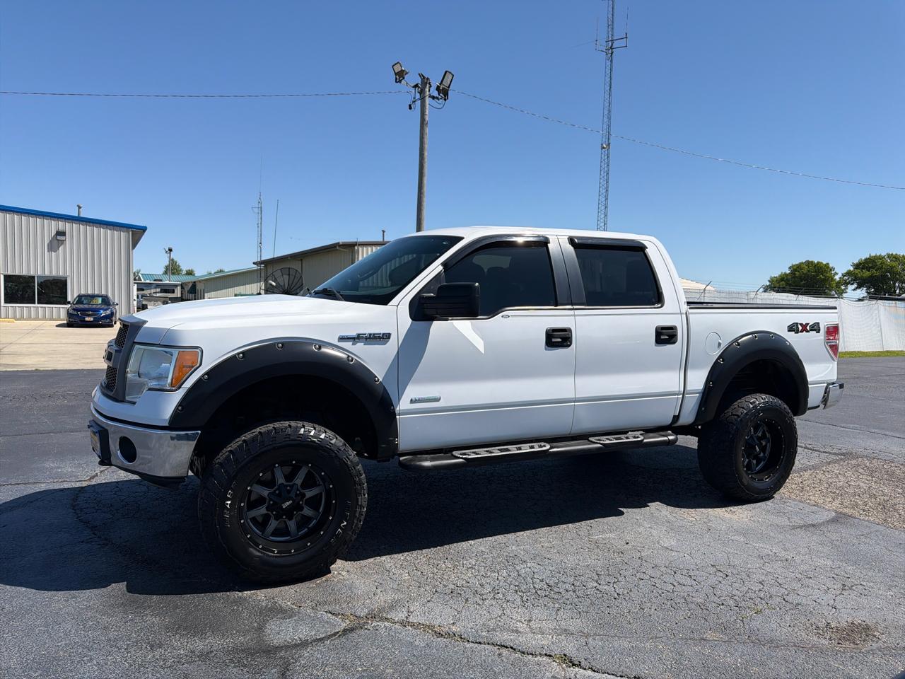 Ford F-150 4WD SuperCrew 145" XLT 2014