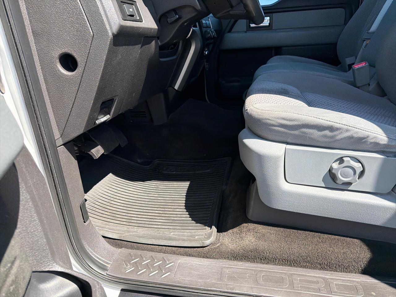 Ford F-150 4WD SuperCrew 145" XLT 2014
