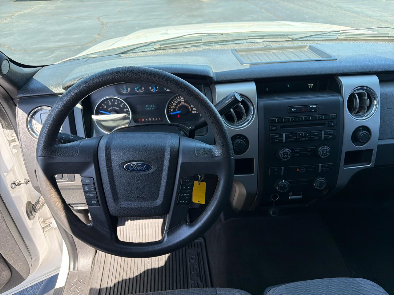 Ford F-150 4WD SuperCrew 145" XLT 2014