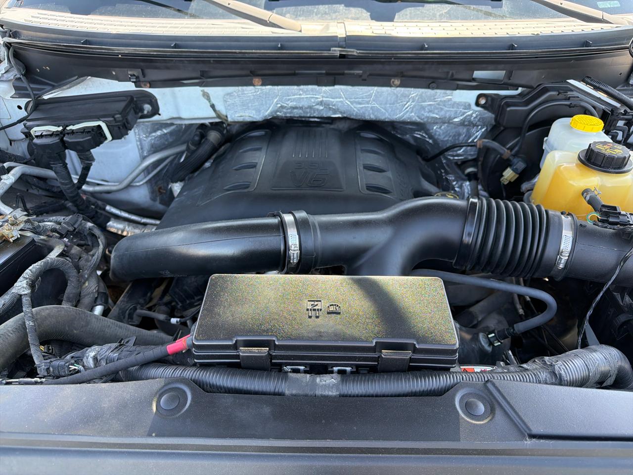 Ford F-150 4WD SuperCrew 145" XLT 2014