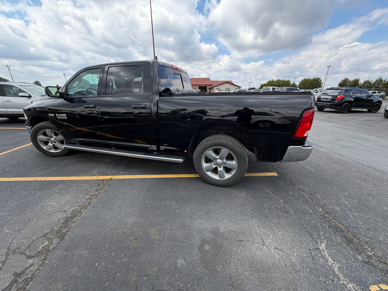 RAM 1500 4WD Crew Cab 149" Big Horn 2016