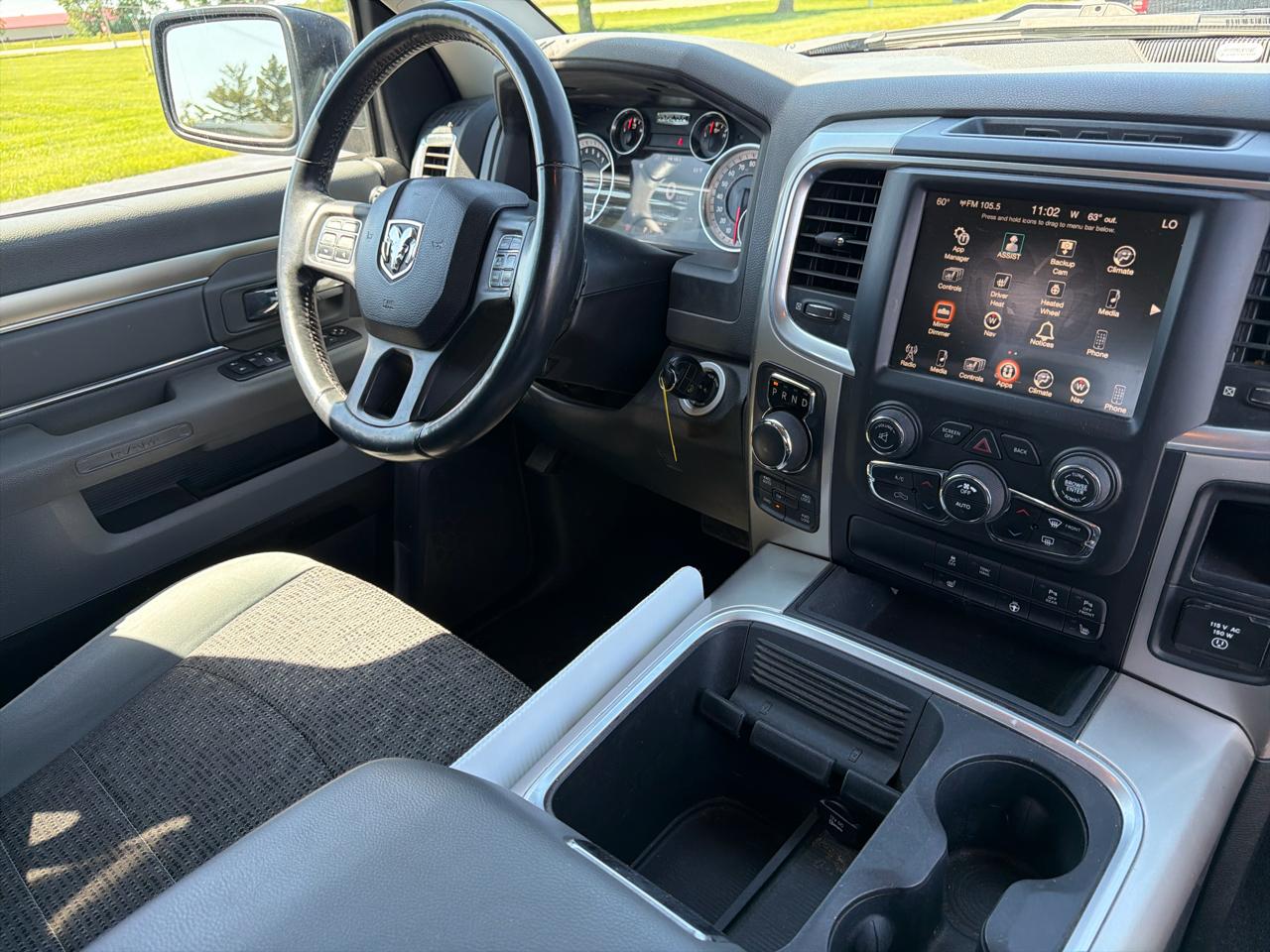 RAM 1500 4WD Crew Cab 149" Big Horn 2016