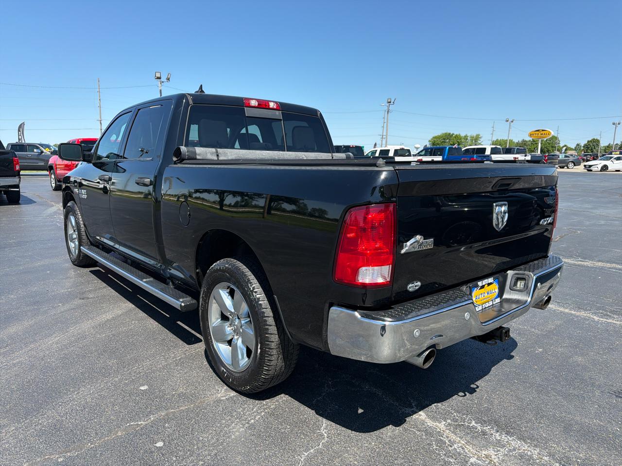 RAM 1500 4WD Crew Cab 149" Big Horn 2016
