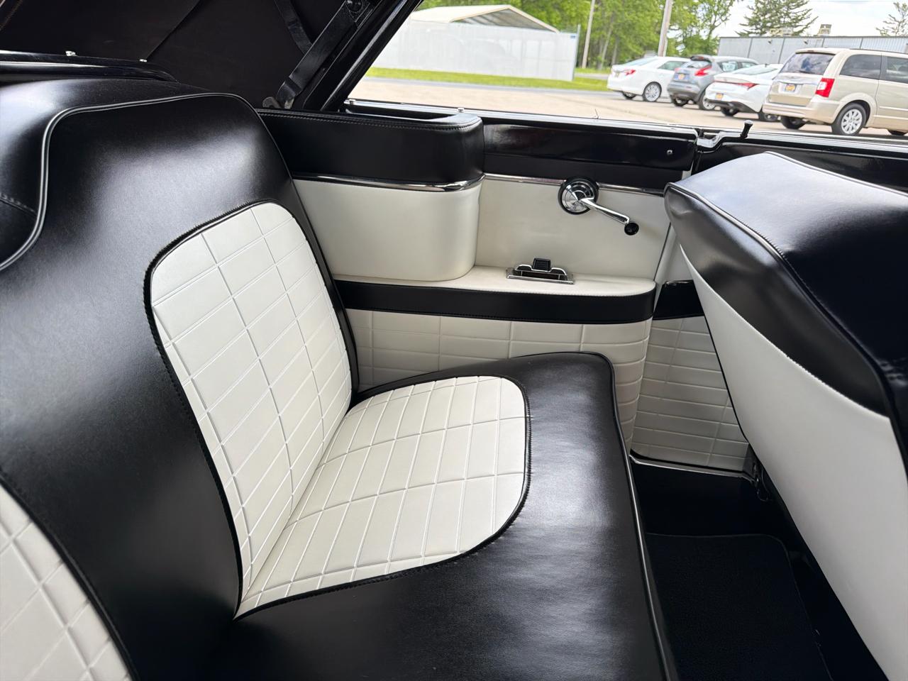 Ford Fairlane Sunliner Convertible  1956