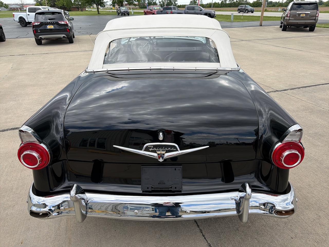 Ford Fairlane Sunliner Convertible  1956