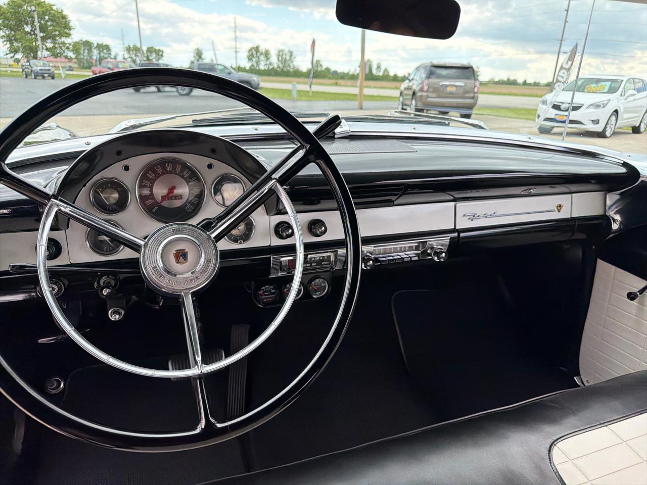 Ford Fairlane Sunliner Convertible  1956