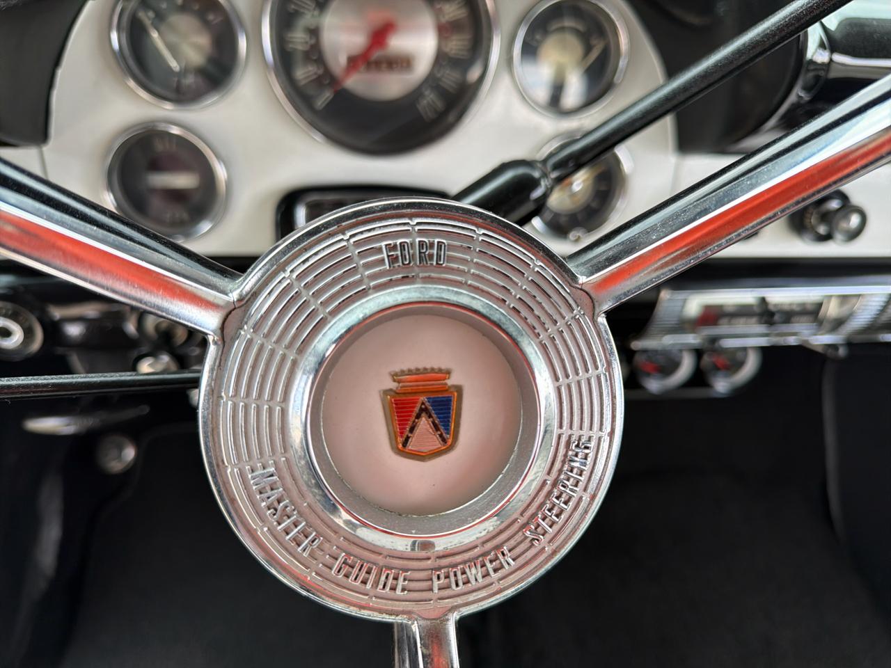 Ford Fairlane Sunliner Convertible  1956
