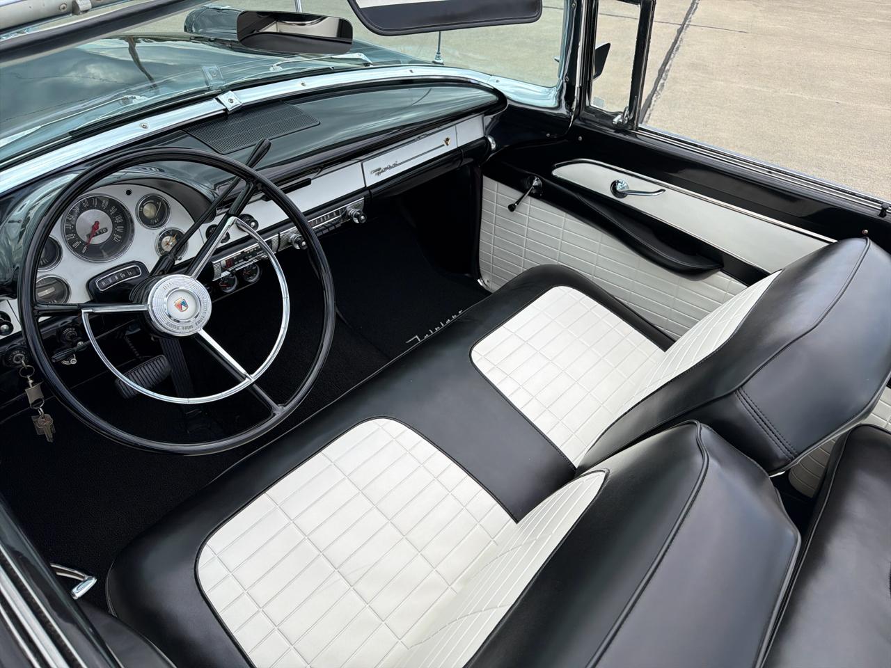 Ford Fairlane Sunliner Convertible  1956