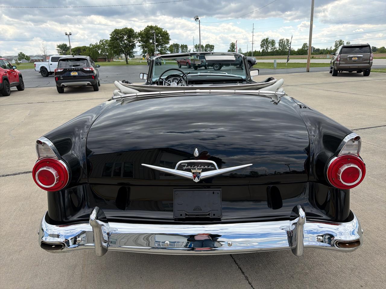 Ford Fairlane Sunliner Convertible  1956