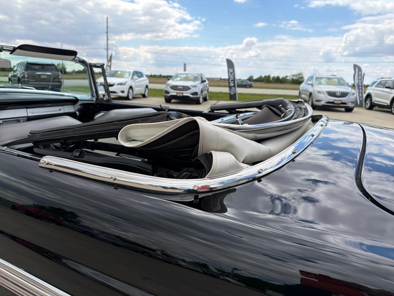 Ford Fairlane Sunliner Convertible  1956