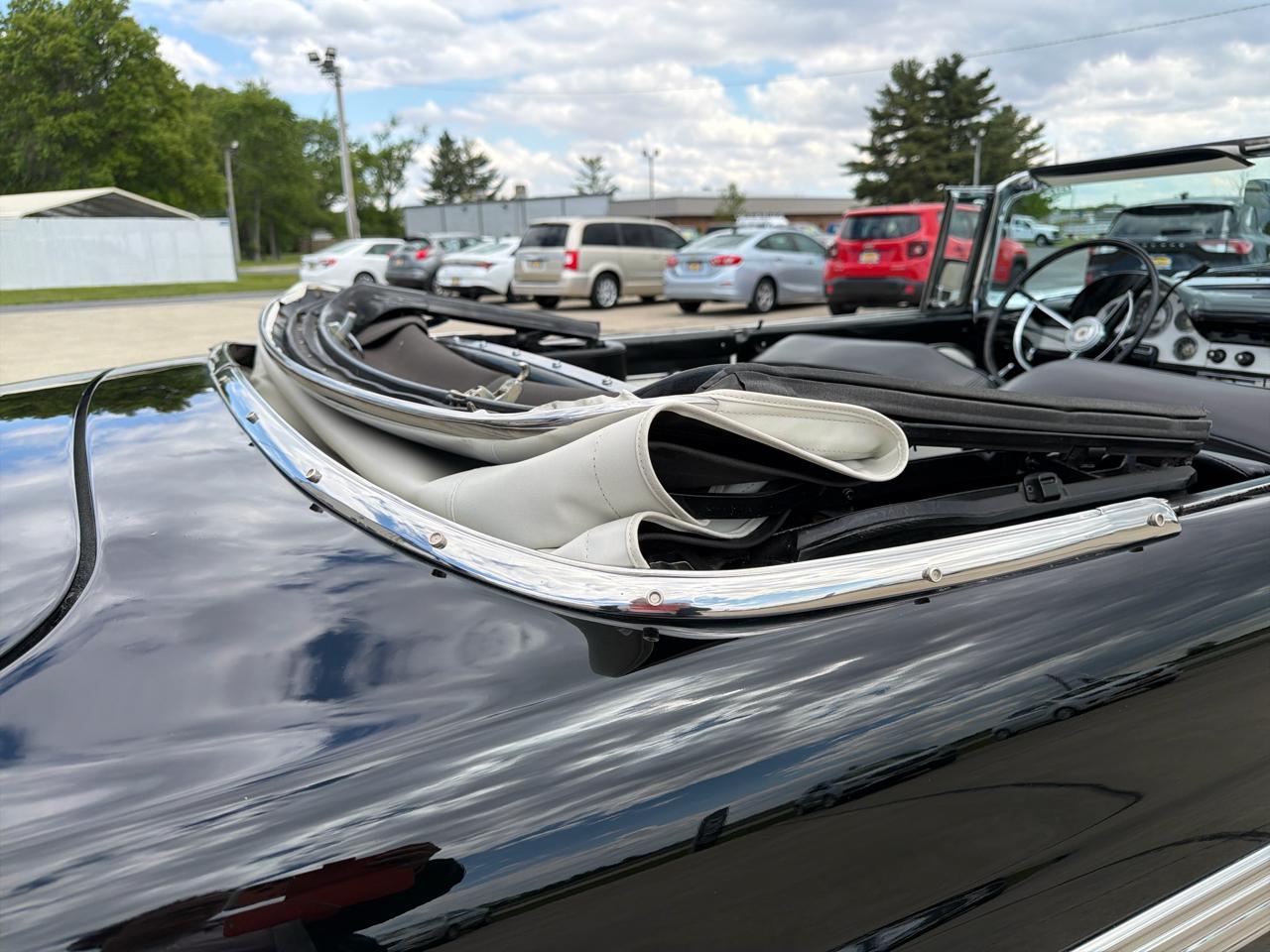Ford Fairlane Sunliner Convertible  1956