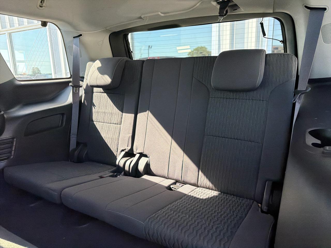Chevrolet Tahoe 4WD 4dr LS 2017