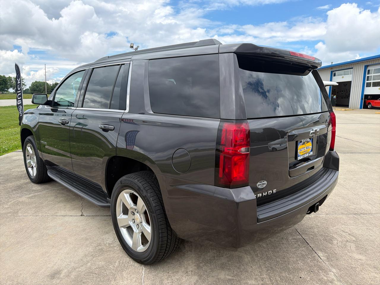 Chevrolet Tahoe  2017