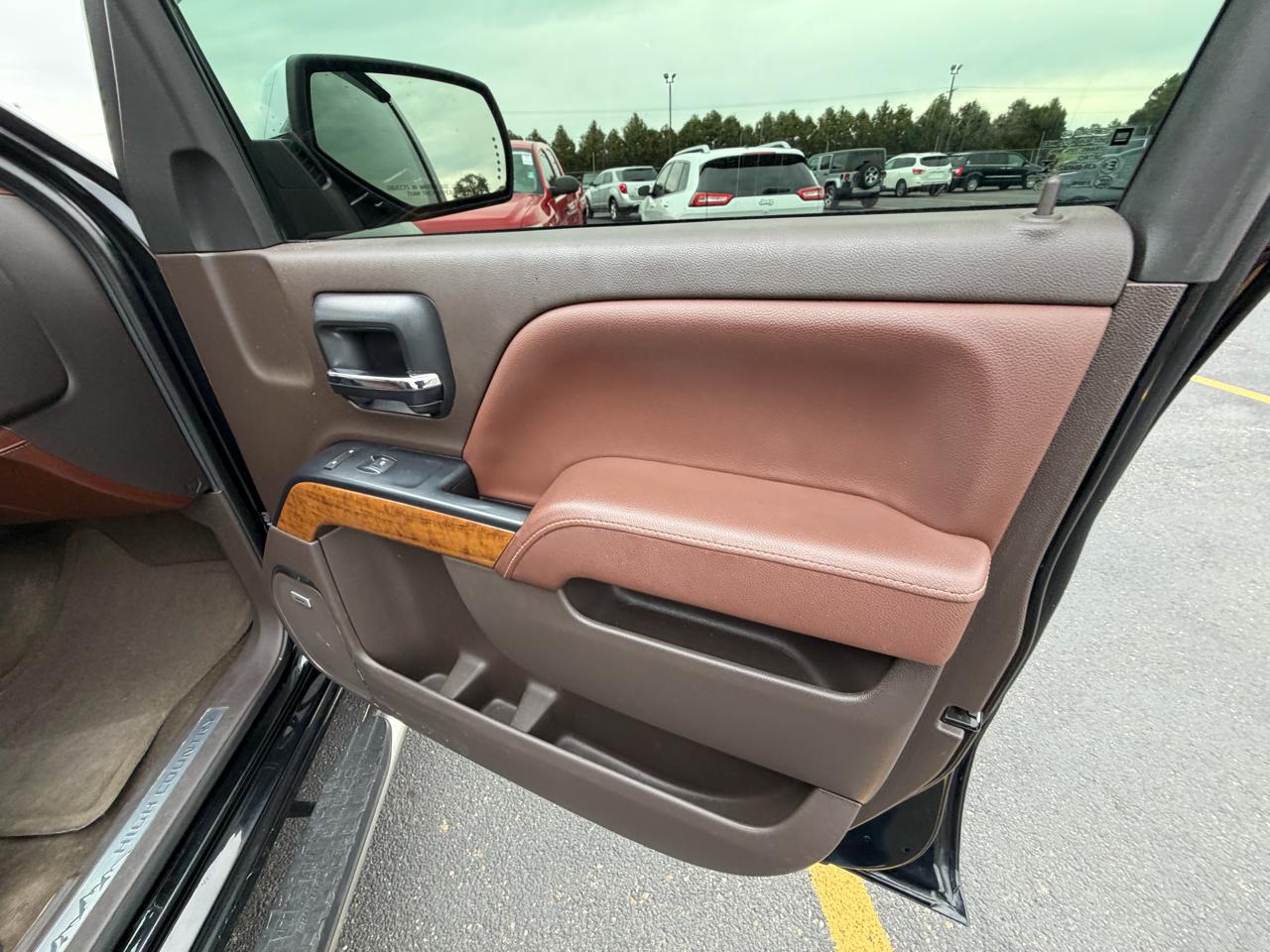 Chevrolet Silverado 1500 4WD Crew Cab 143.5" High Country 2014