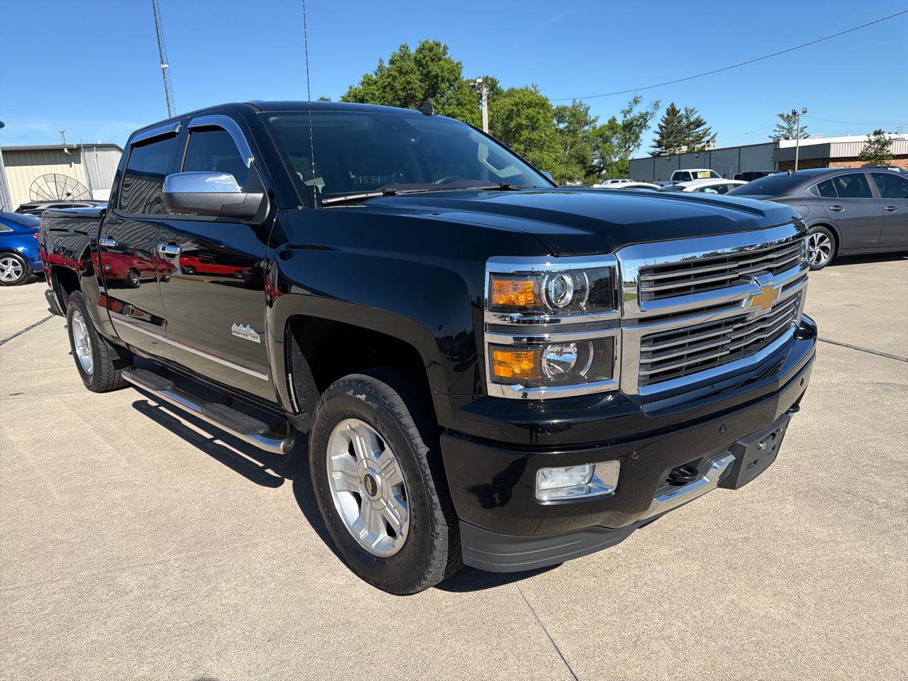 Chevrolet Silverado 1500 4WD Crew Cab 143.5" High Country 2014