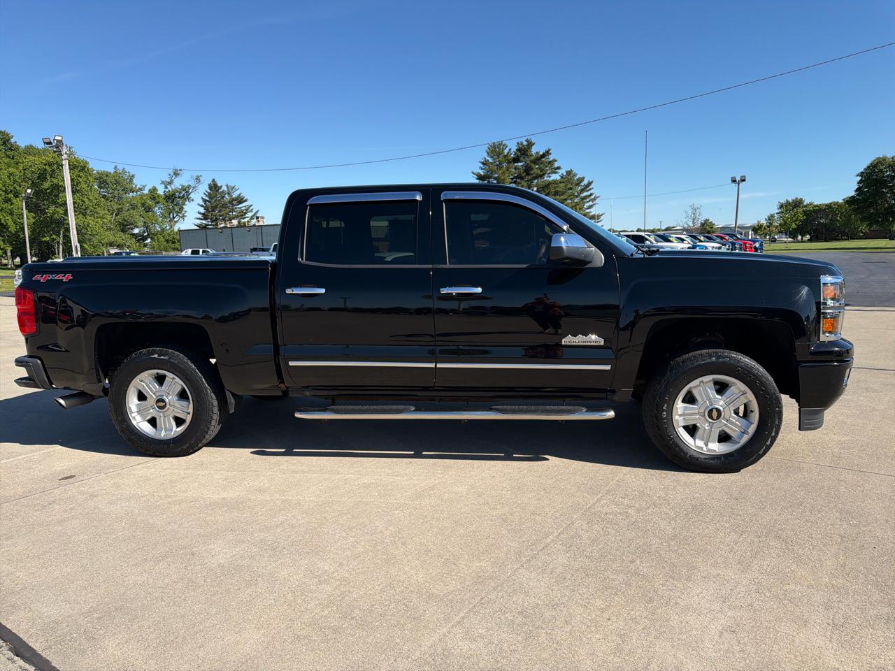 Chevrolet Silverado 1500 4WD Crew Cab 143.5" High Country 2014