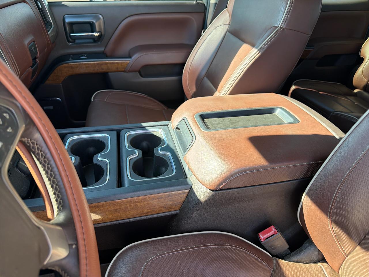 Chevrolet Silverado 1500 4WD Crew Cab 143.5" High Country 2014