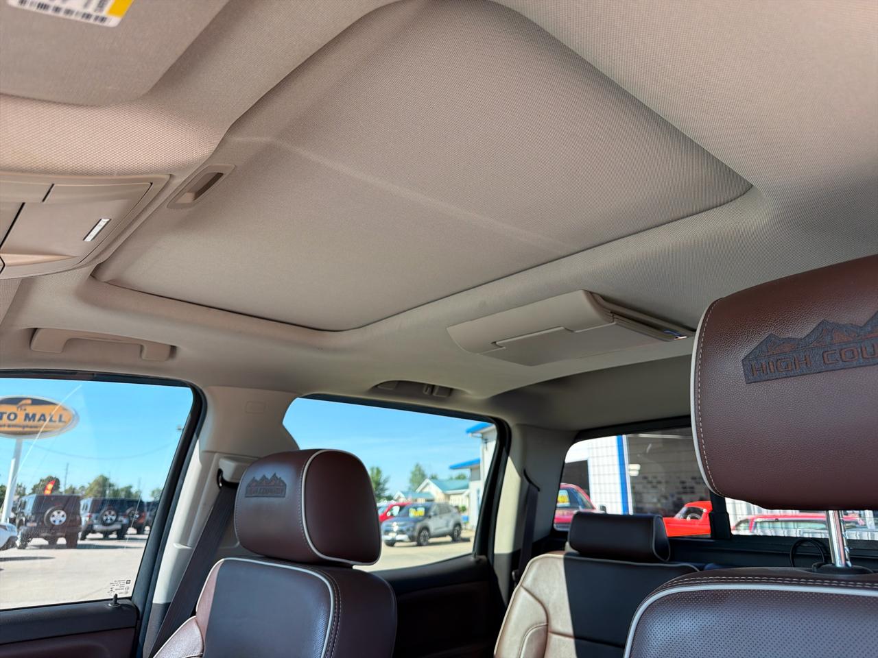 Chevrolet Silverado 1500 4WD Crew Cab 143.5" High Country 2014