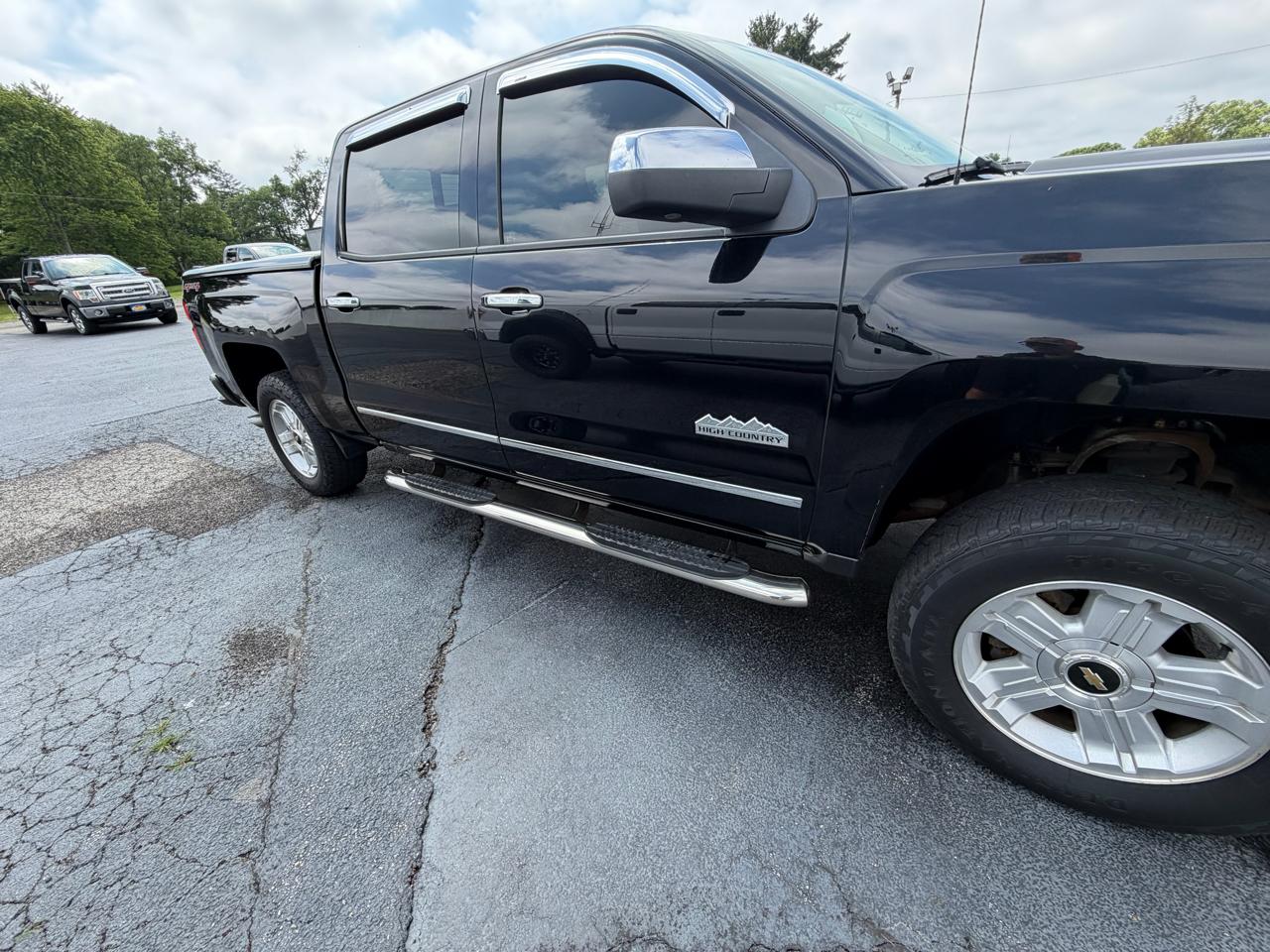 Chevrolet Silverado 1500 4WD Crew Cab 143.5" High Country 2014