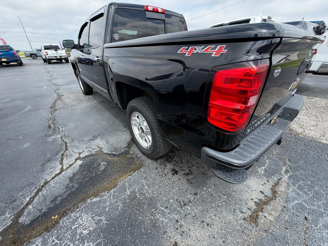 Chevrolet Silverado 1500 4WD Crew Cab 143.5" High Country 2014