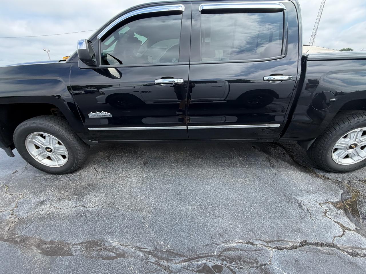 Chevrolet Silverado 1500 4WD Crew Cab 143.5" High Country 2014