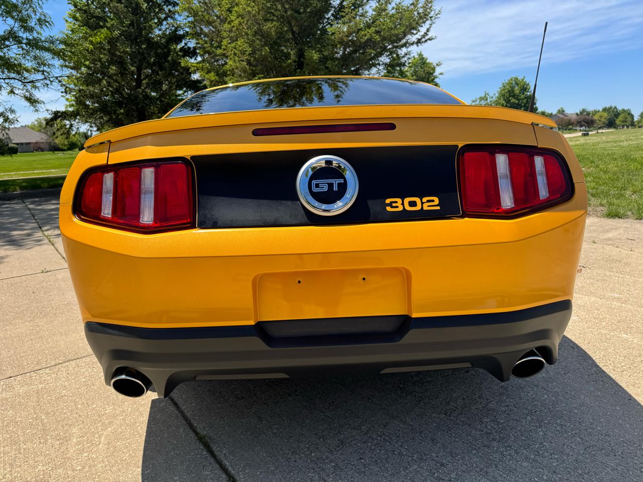 Ford Mustang 2dr Cpe GT 2011
