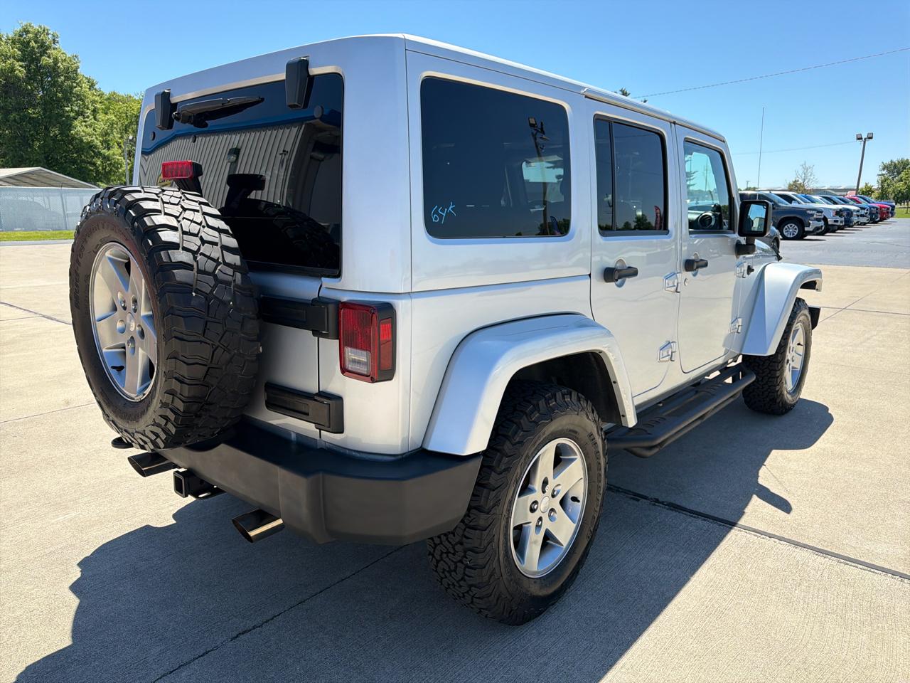 Jeep Wrangler Unlimited 4WD 4dr Rubicon 2012