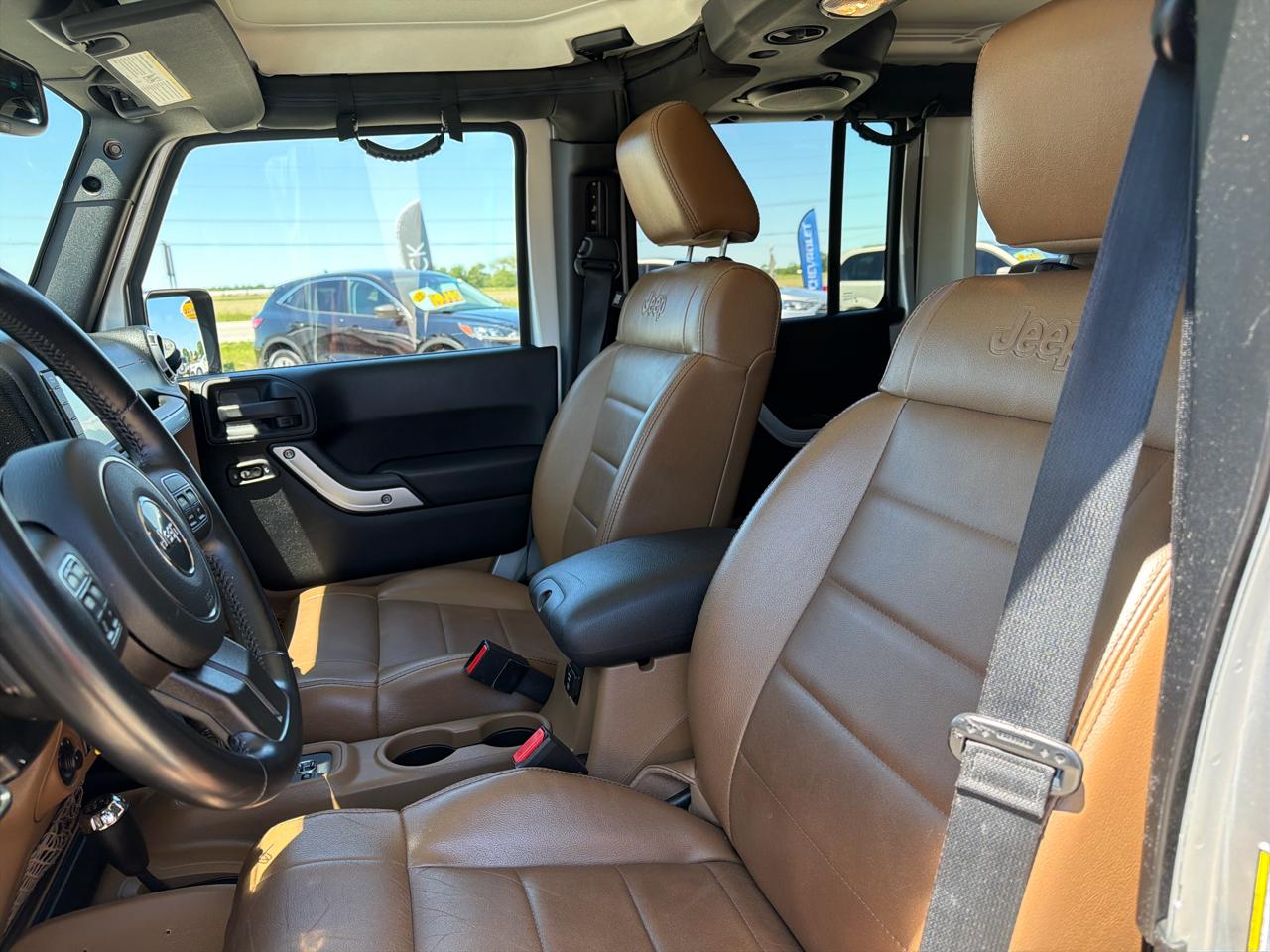 Jeep Wrangler Unlimited 4WD 4dr Rubicon 2012