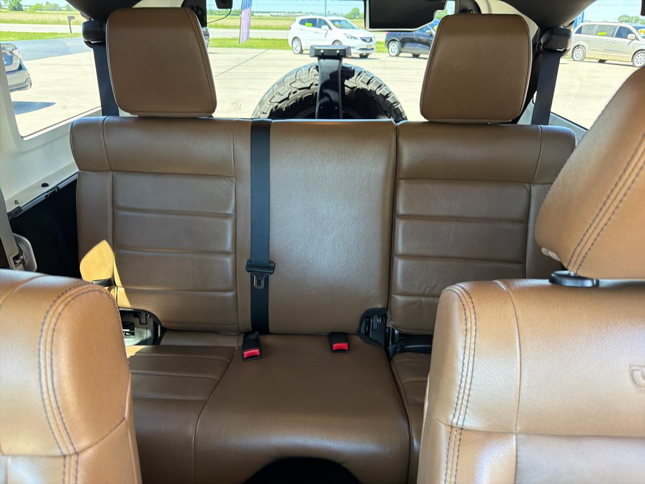 Jeep Wrangler Unlimited 4WD 4dr Rubicon 2012