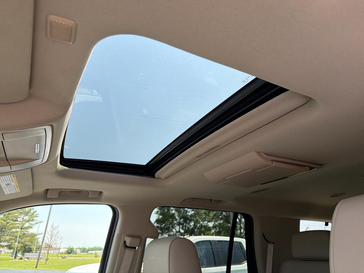 GMC Yukon 4WD 4dr Denali 2016