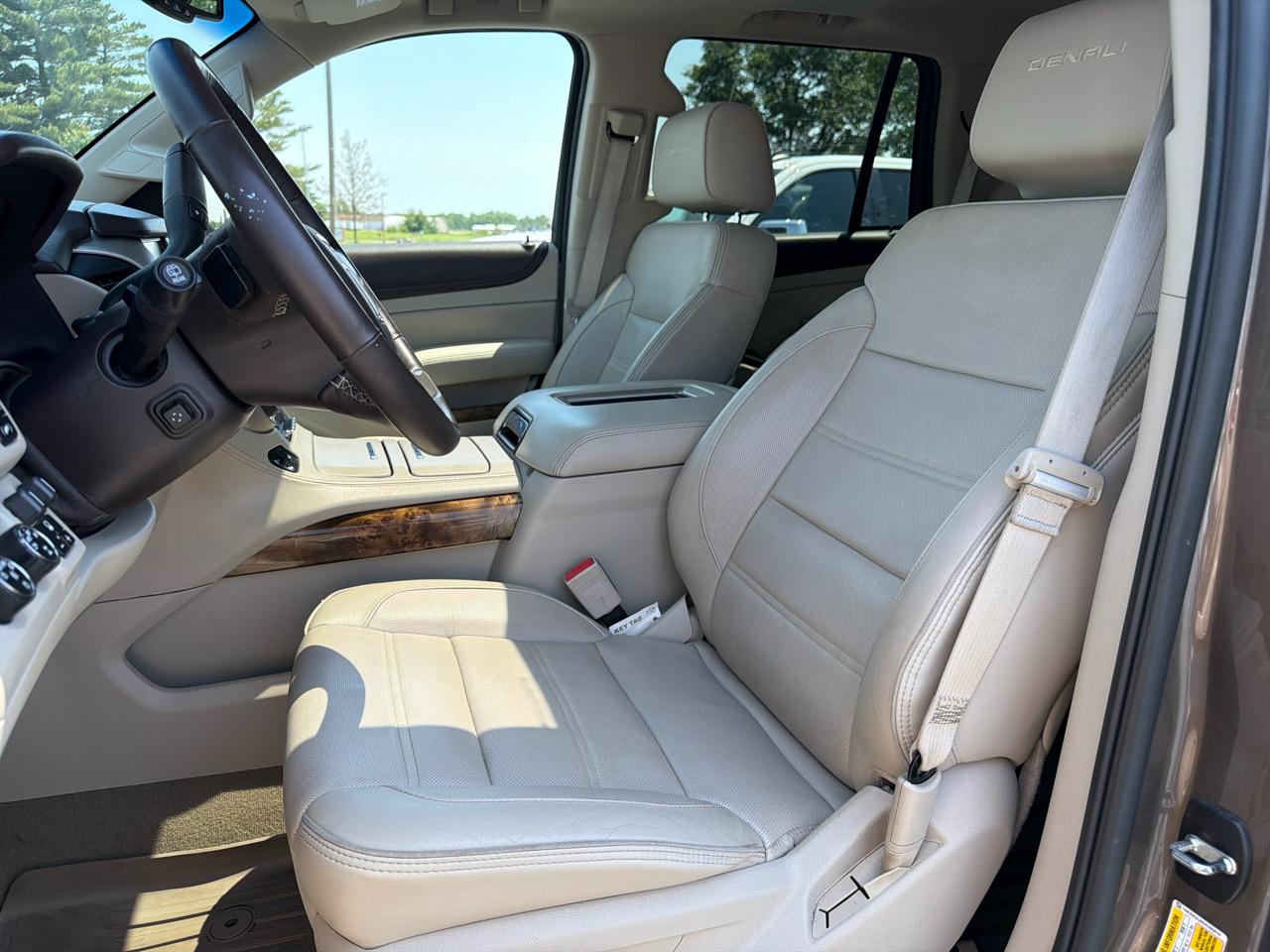 GMC Yukon 4WD 4dr Denali 2016