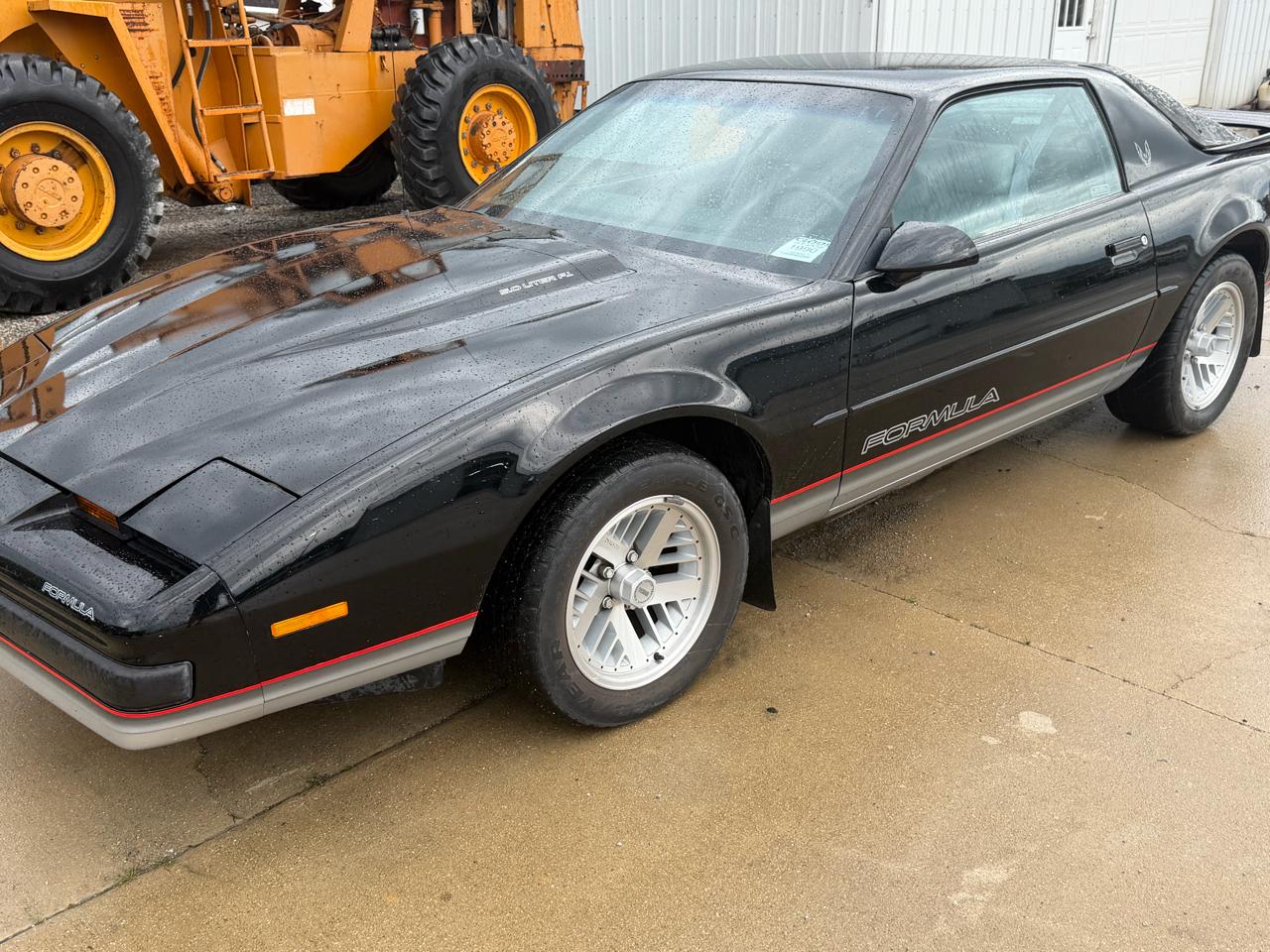 Pontiac Firebird 2dr Coupe Firebird Hatchback 1990
